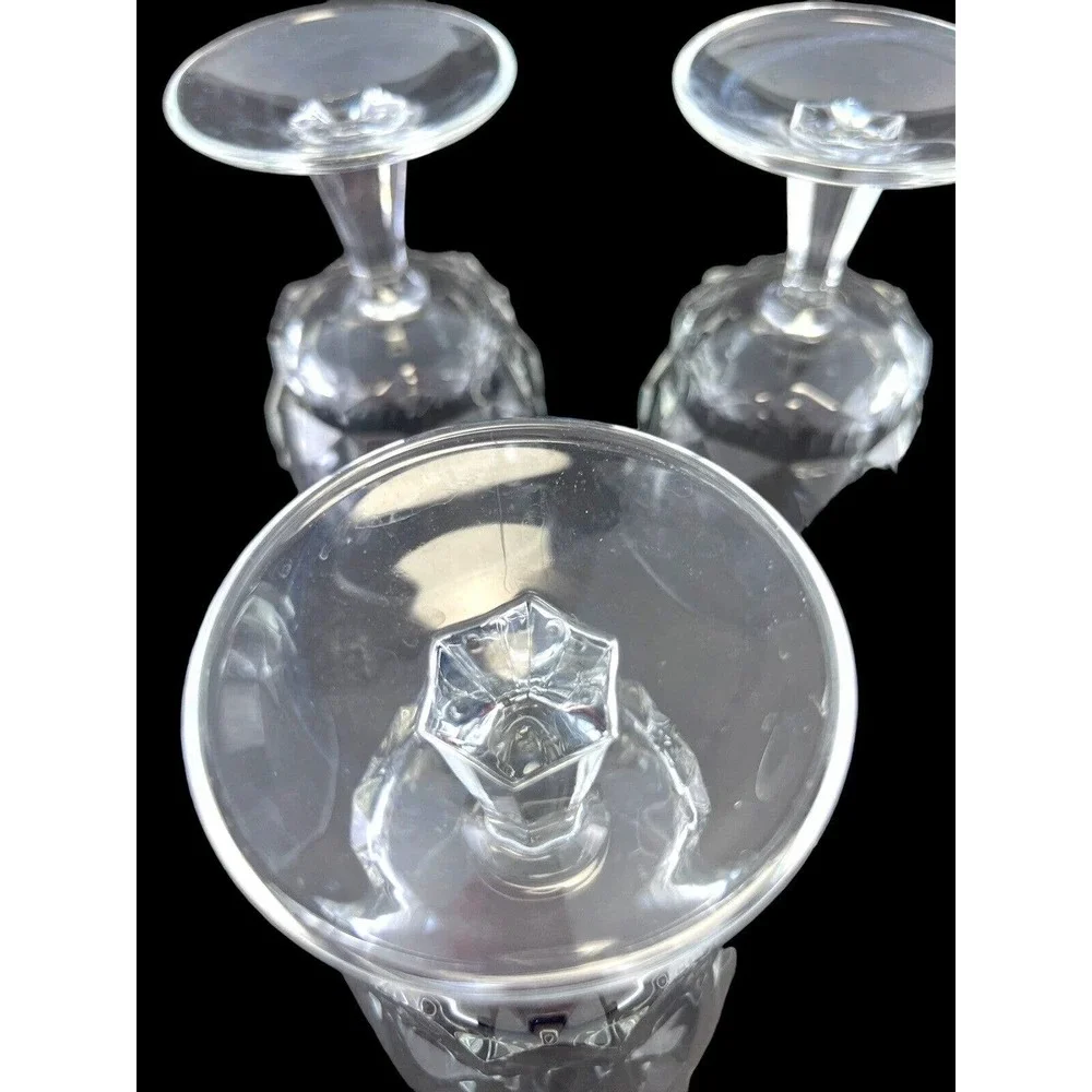 Arcoroc France Glass Goblet 5.75